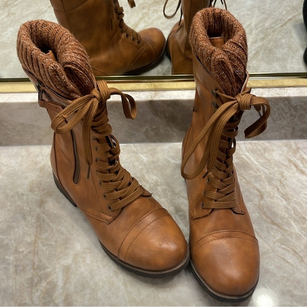 SET OF 4 BROWN BOOTS!! BUNDLE! 4 Neutral Brown Boots! SEE SIZES IN DESCRIPTION! - Picture 10 of 17